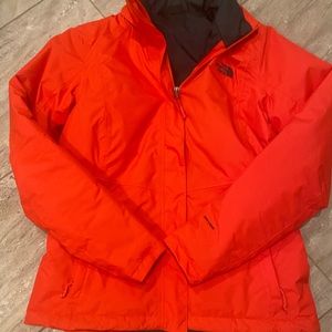 The North Face insulated rain jacket - women’s Medium, bright red